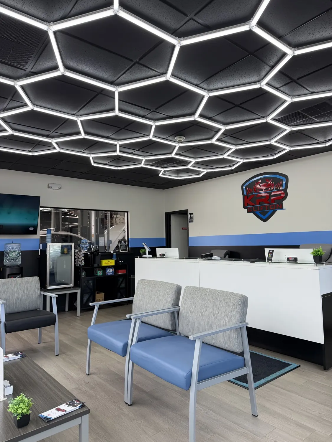 The customer waiting lounge at KRP Automotive Clifton